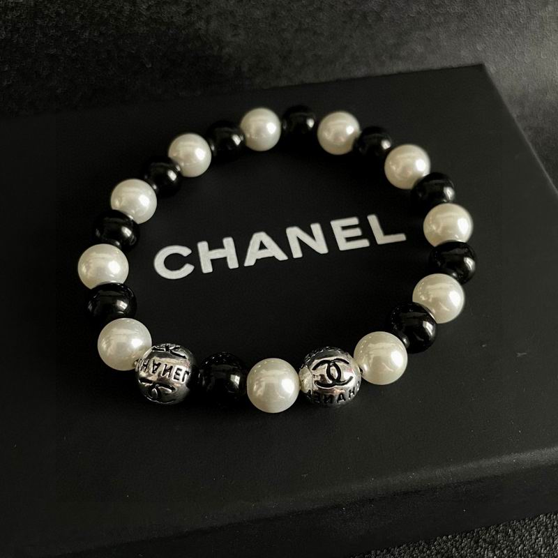 Chanel Bracelet 04yxs03